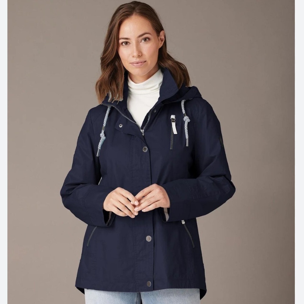 Junge Denmark “Hailey” waterproof waxed navy blue coat size small (36)